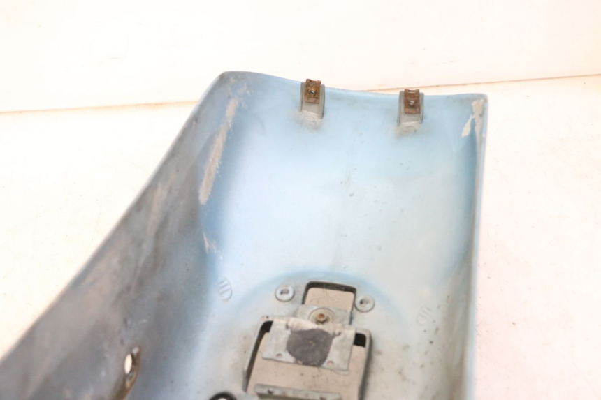 photo de PARAFANGO POSTERIORE APRILIA CLASSIC 125 (1995 - 2001) - Zoom sullo stato d'uso