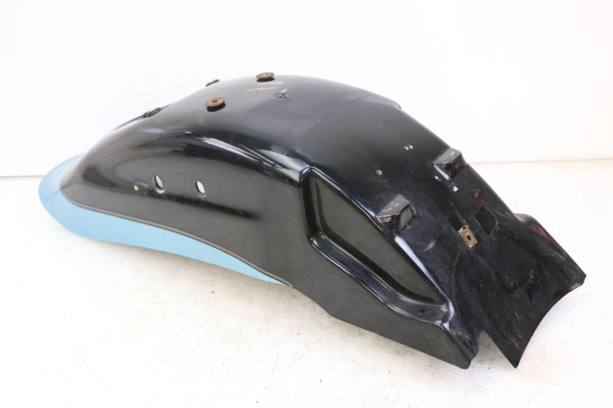 photo de PARAFANGO POSTERIORE APRILIA CLASSIC 125 (1995 - 2001) - Dettagli dei punti di fissaggio