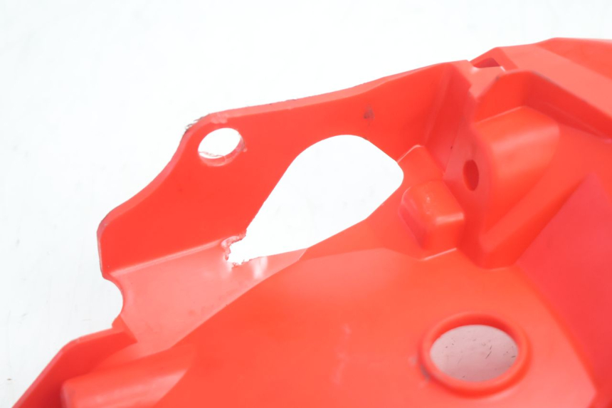photo de PARAFANGO POSTERIORE HONDA CRF CR-F 125 (2020 - 2021) - Dettagli dei punti di fissaggio