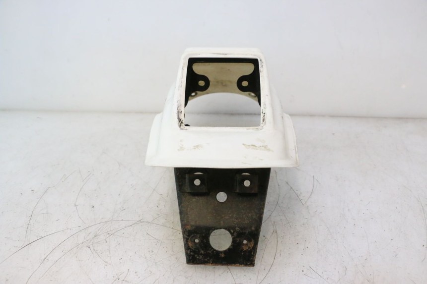 photo de PARAFANGO POSTERIORE SUZUKI DR S 600 (1985 - 1989) - Caratteristiche distintive