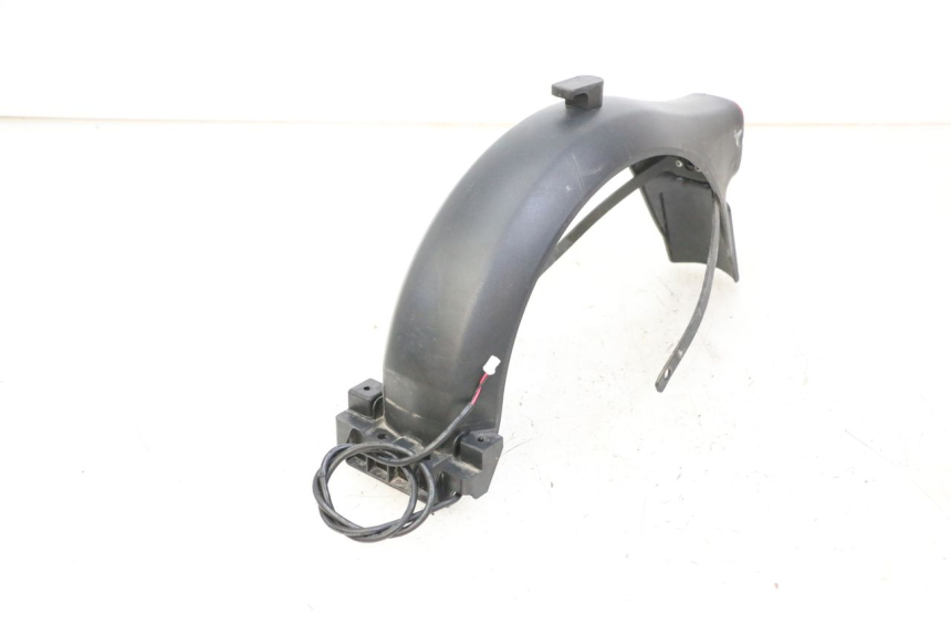 photo de PARAFANGO POSTERIORE SEGWAY NINEBOT F40E 1 - Primo piano tecnico