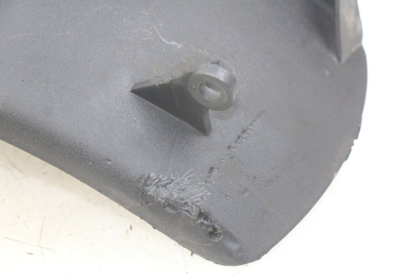 photo de PARAFANGO POSTERIORE PIAGGIO FLY 4T 50 (2013 - 2017) - Zoom sullo stato d'uso