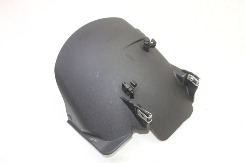 photo de PARAFANGO POSTERIORE PIAGGIO MP3 HPE 310 (2024 - 2025) - Dettaglio del componente