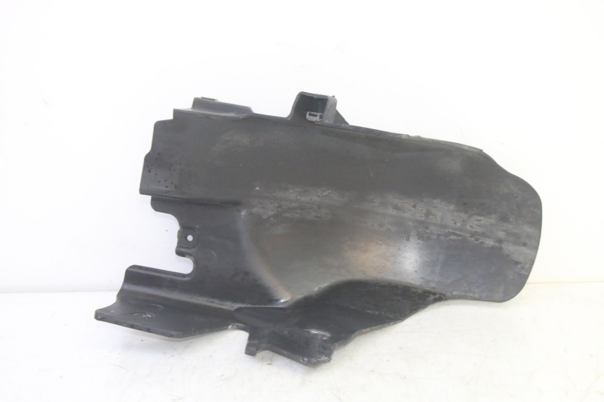 photo de PARAFANGO POSTERIORE PIAGGIO MP3 HPE 350 (2018 - 2020) - Primo piano tecnico