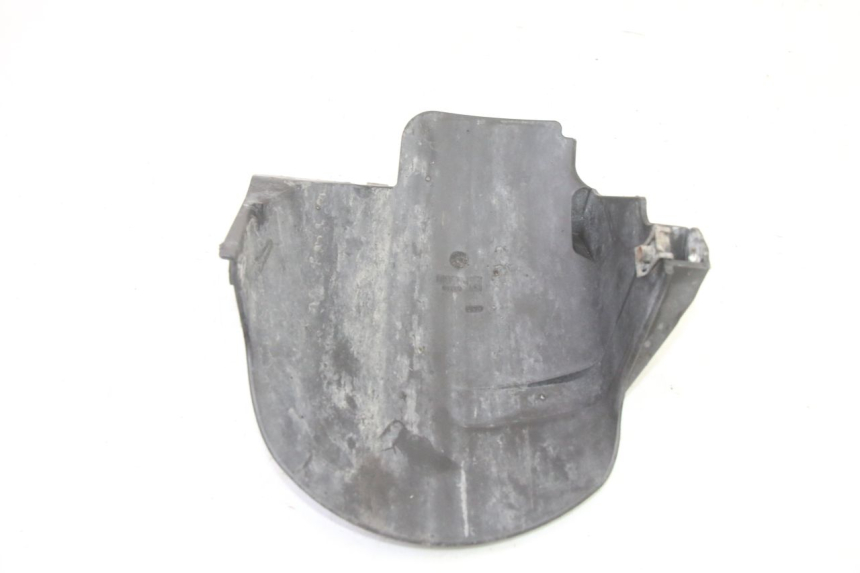 photo de PARAFANGO POSTERIORE PIAGGIO MP3 RL 250 (2006 - 2010) - Primo piano tecnico