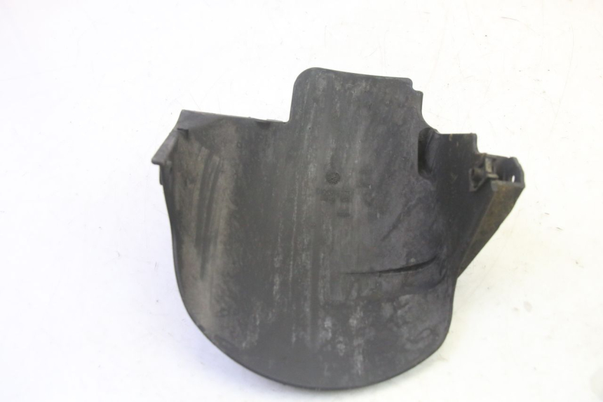 photo de PARAFANGO POSTERIORE PIAGGIO MP3 RL 250 (2006 - 2010) - Primo piano tecnico