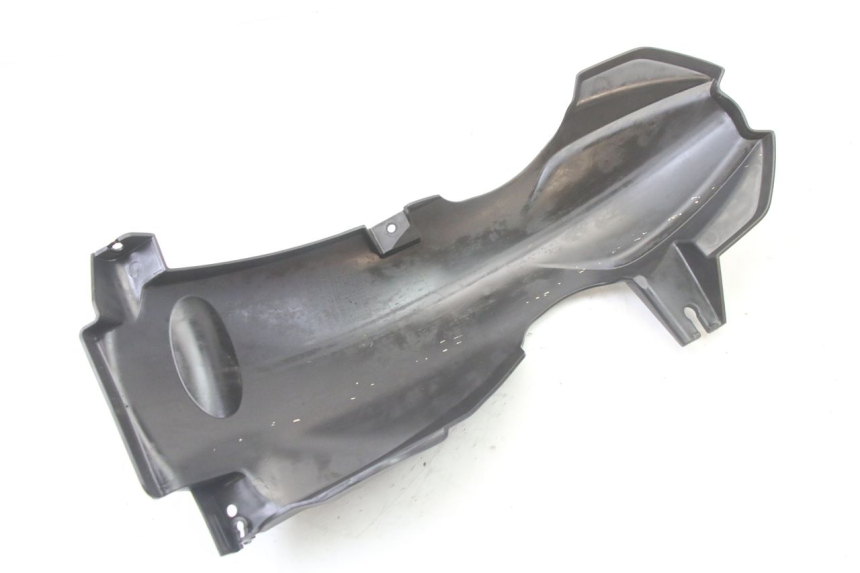 photo de PARAFANGO POSTERIORE SYM ORBIT III 3 4T 50 (2021 - 2025) - Primo piano tecnico