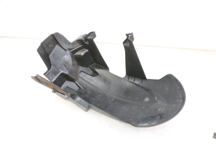 photo de PARAFANGO POSTERIORE PEUGEOT STREETZONE I 2T 50 (2018 - 2020) - Zoom sullo stato d'uso