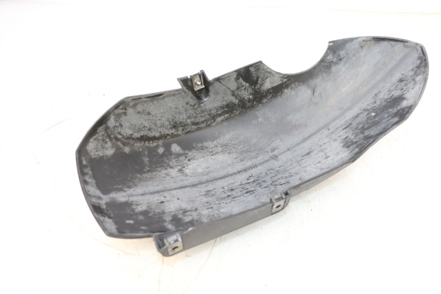 photo de PARAFANGO POSTERIORE PEUGEOT SATELIS COMPRESSOR K15 125 (2006 - 2009) - Dettaglio del componente