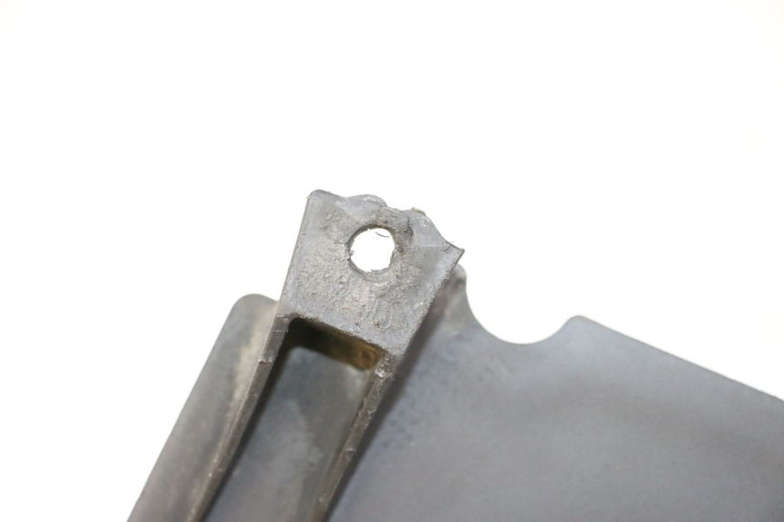 photo de PARAFANGO POSTERIORE PEUGEOT SATELIS 125 (2013 - 2018) - Altra angolazione