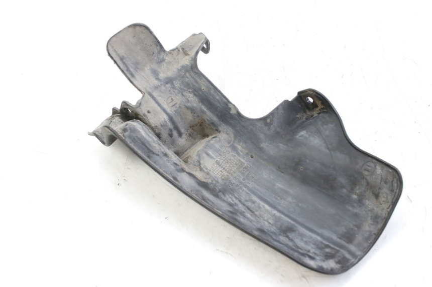 photo de PARAFANGO POSTERIORE APRILIA SCARABEO 100 (2003 - 2012) - Altra angolazione