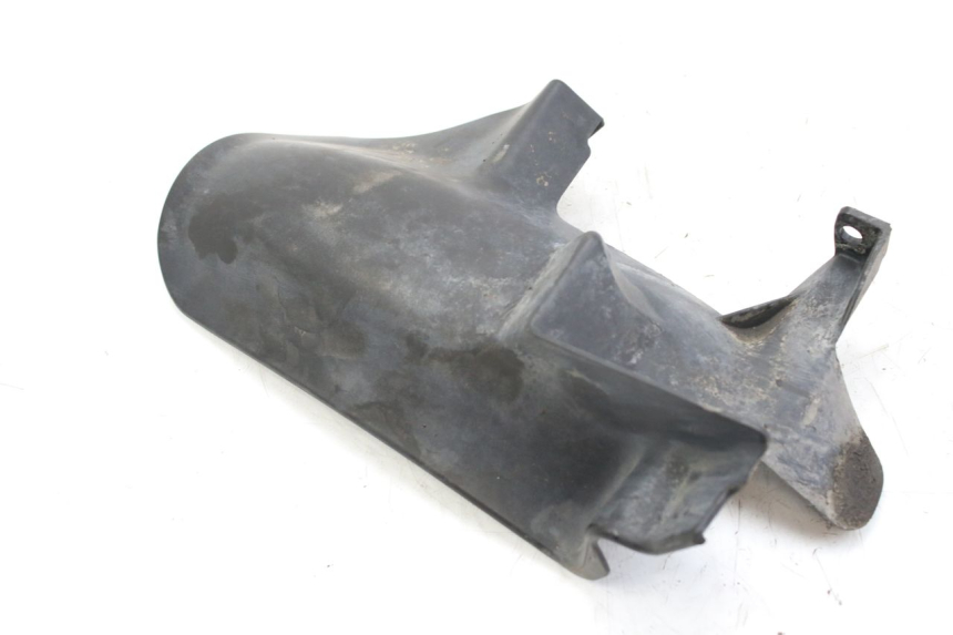 photo de PARAFANGO POSTERIORE APRILIA SCARABEO 100 (2003 - 2012) - Dettagli dei punti di fissaggio