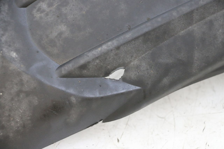 photo de PARAFANGO POSTERIORE PEUGEOT SPEEDFIGHT 4 4T EFI 50 (2021 - 2025) - Dettagli dei punti di fissaggio