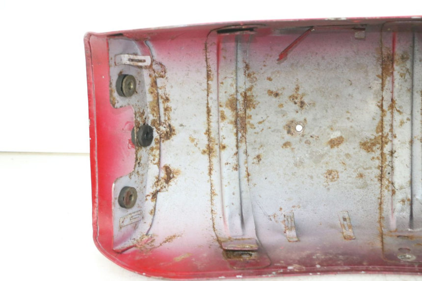 photo de PARAFANGO POSTERIORE REGAL RAPTOR SPYDER 125 (2010 - 2018) - Zoom sullo stato d'uso