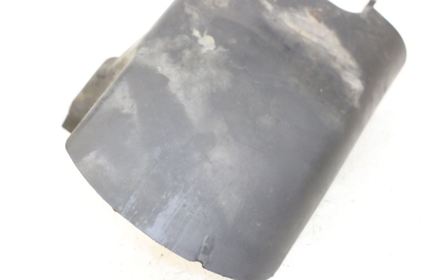 photo de PARAFANGO POSTERIORE PIAGGIO TYPHOON 50 (2000 - 2009) - Primo piano tecnico