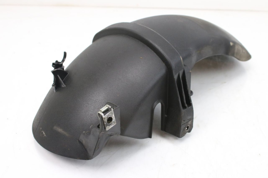 photo de PARAFANGO POSTERIORE PIAGGIO VESPA GTS IGET ABS 125 (2017 - 2023) - Zoom sullo stato d'uso