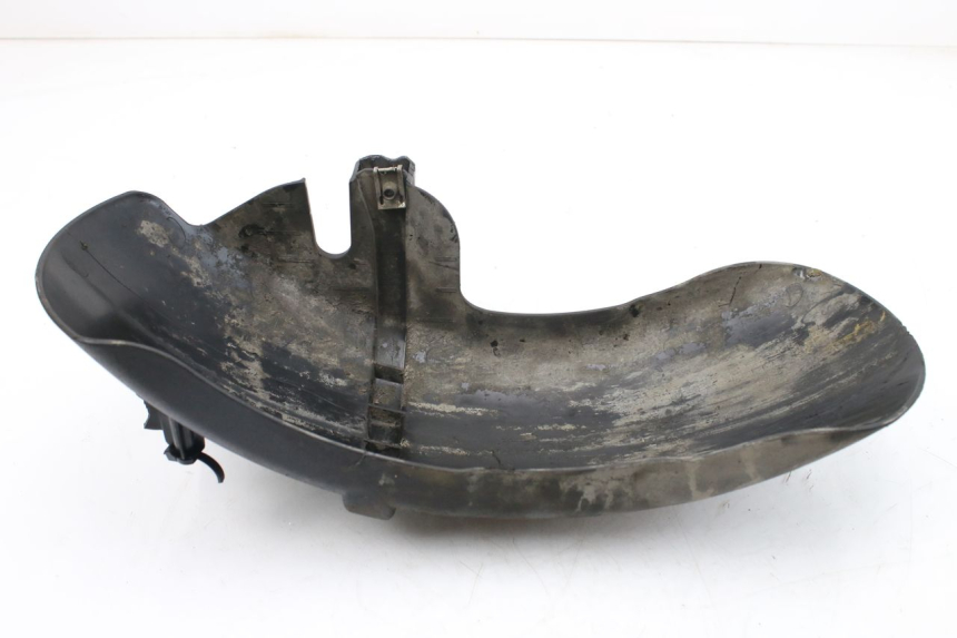 photo de PARAFANGO POSTERIORE PIAGGIO VESPA GTS IGET ABS 125 (2017 - 2023) - Primo piano tecnico