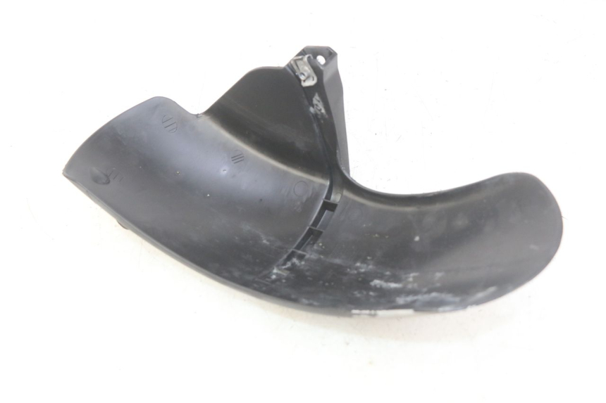 photo de PARAFANGO POSTERIORE PIAGGIO VESPA SPRINT 2T 50 (2014 - 2018) - Zoom sullo stato d'uso