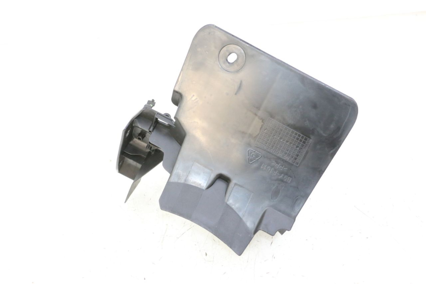 photo de PARAFANGO POSTERIORE YAMAHA XMAX X-MAX 125 (2021 - 2025) - Altra angolazione