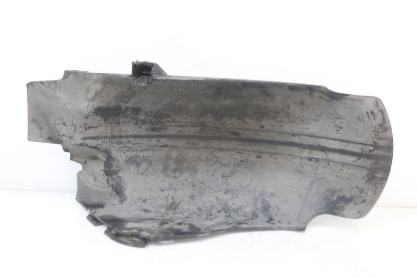 photo de PARAFANGO POSTERIORE PIAGGIO X10 125 (2012 - 2017) - Altra angolazione