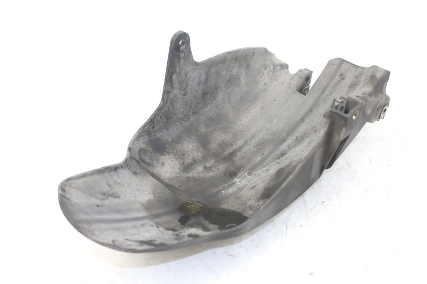 photo de PARAFANGO POSTERIORE PIAGGIO X9 EVOLUTION 250 (2003 - 2007) - Primo piano tecnico