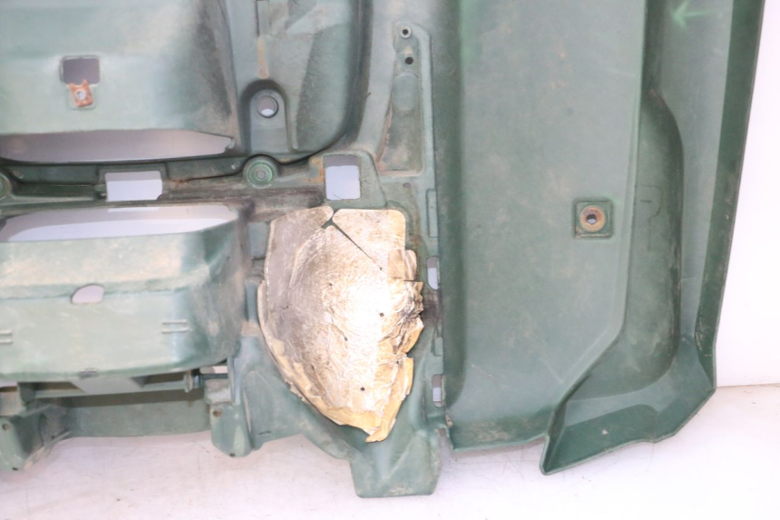 photo de PARAFANGO POSTERIORE YAMAHA YFM GRIZZLY 550 (2008 - 2015) - Angolazione alternativa