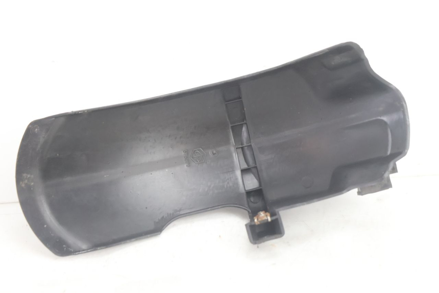 photo de parafango posteriore PIAGGIO ZIP 4T 50 (2006 - 2017) - Primo piano tecnico