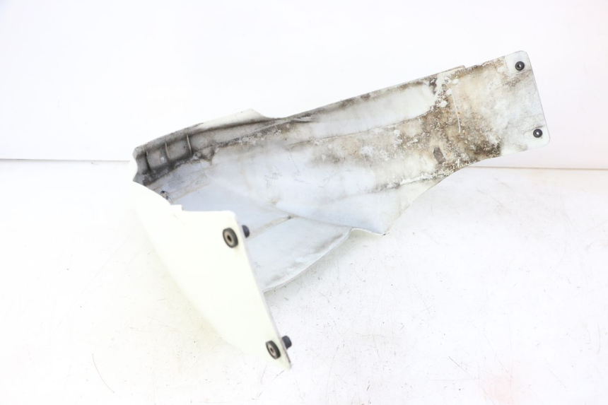 photo de PARAFANGO ANTERIORE BMW C1 125 (2000 - 2003) - Stato della superficie e materiale