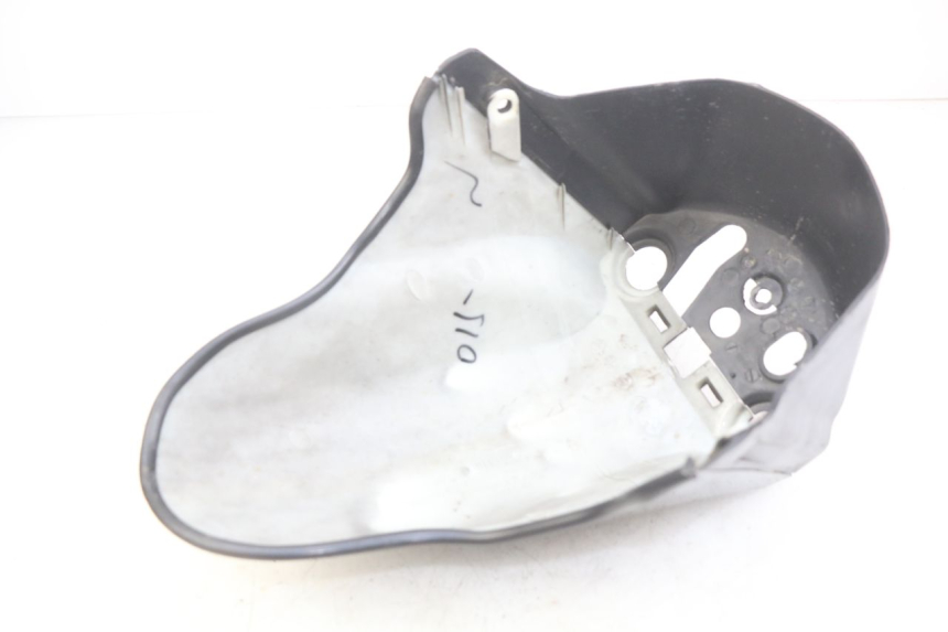 photo de PARAFANGO ANTERIORE BAOTIAN BT 49 QT-9 50 (2006 - 2010) - Zoom sullo stato d'uso