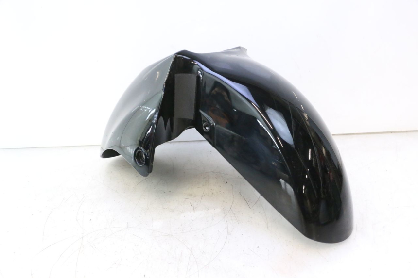 photo de PARAFANGO ANTERIORE SUZUKI BURGMAN EXECUTIVE ABS 650 (2006 - 2012) - Primo piano tecnico