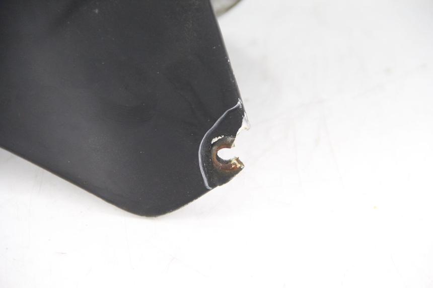 photo de Parafango anteriore HONDA CBR F SC21 1000 (1986 - 1992) - Zoom sullo stato d'uso