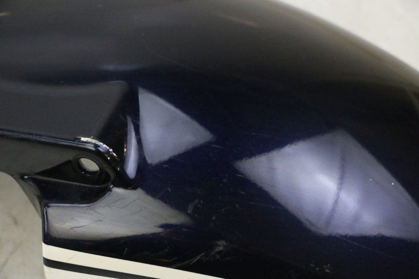 photo de PARAFANGO ANTERIORE HONDA CBR RR FIREBLADE 900 (1992 - 1994) - Zoom sullo stato d'uso