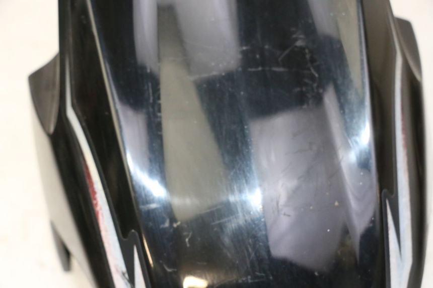 photo de PARAFANGO ANTERIORE SYM CROX 4T 50 (2016 - 2023) - Zoom sullo stato d'uso