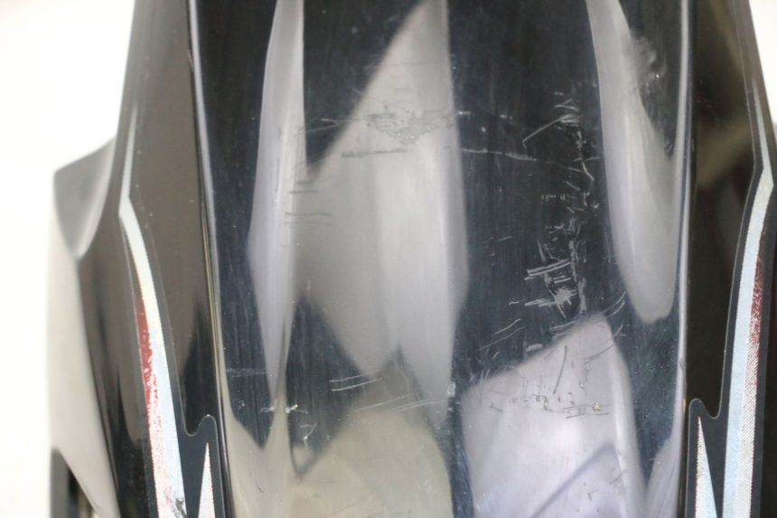 photo de PARAFANGO ANTERIORE SYM CROX 4T 50 (2016 - 2023) - Marcature e riferimenti originali