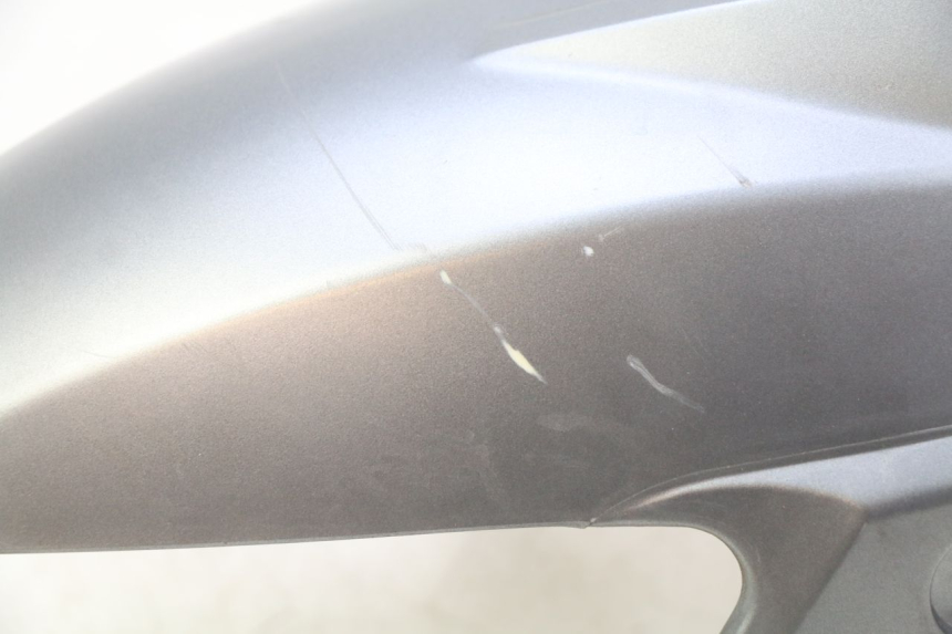 photo de PARAFANGO ANTERIORE JM MOTORS EVOLIS 4T 50 (2018 - 2022) - Primo piano tecnico