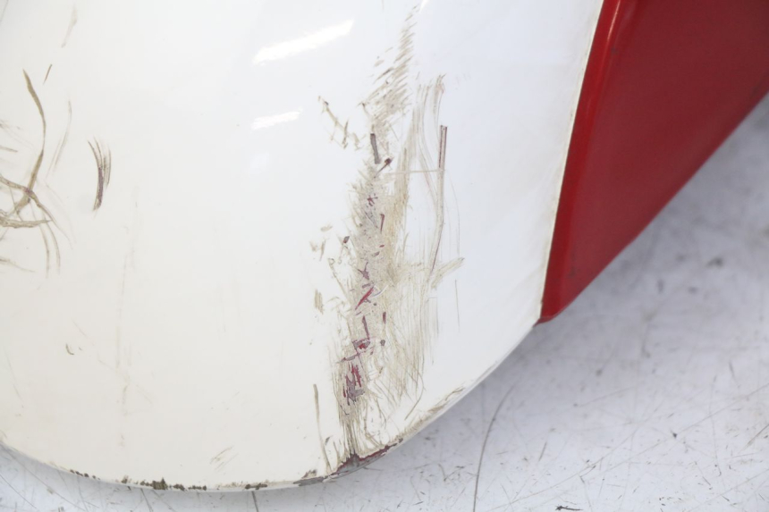 photo de PARAFANGO ANTERIORE SYM FIDDLE 3 III 125 (2014 - 2020) - Dettagli dei punti di fissaggio