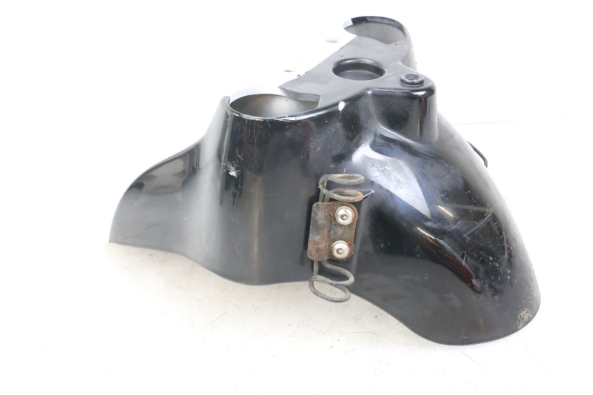 photo de PARAFANGO ANTERIORE SYM FIDDLE 3 III 50 (2014 - 2020) - Stato della superficie e materiale