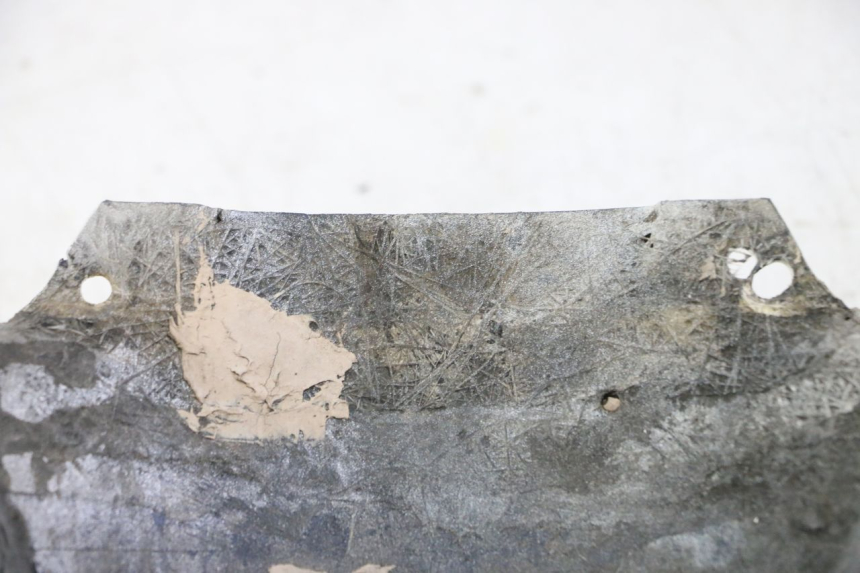 photo de PARAFANGO ANTERIORE YAMAHA FJ 36Y 1100 (1984 - 1985) - Zoom sui componenti