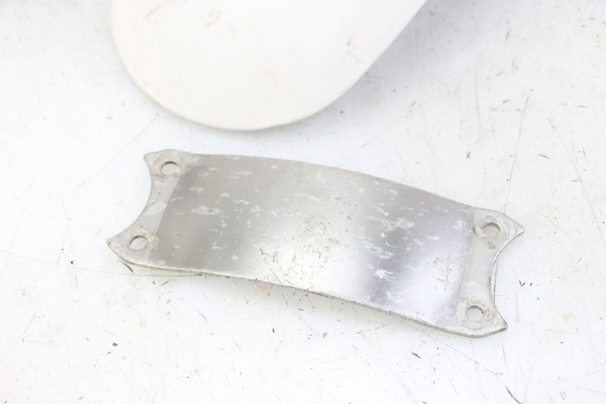 photo de PARAFANGO ANTERIORE YAMAHA FJ 36Y 1100 (1984 - 1985) - Altra angolazione