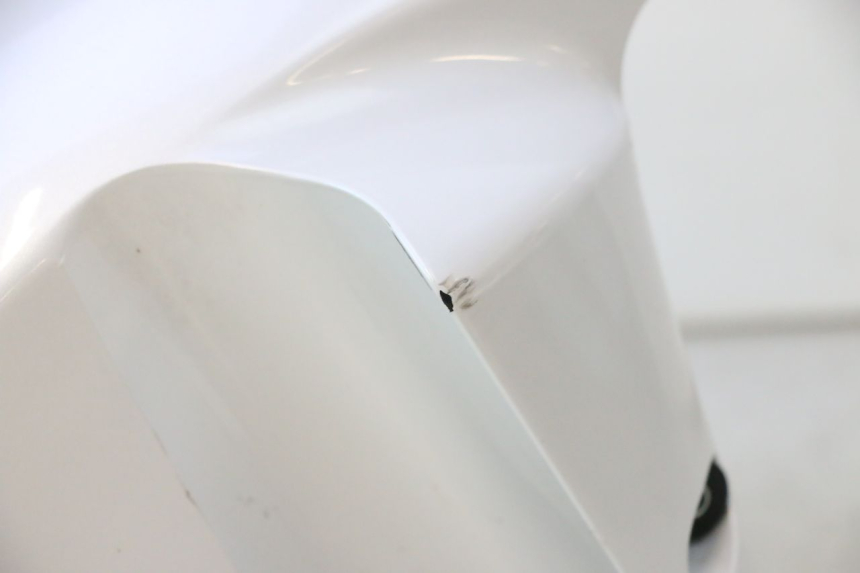 photo de PARAFANGO ANTERIORE YAMAHA FZ8 800 (2010 - 2016) - Zoom sullo stato d'uso