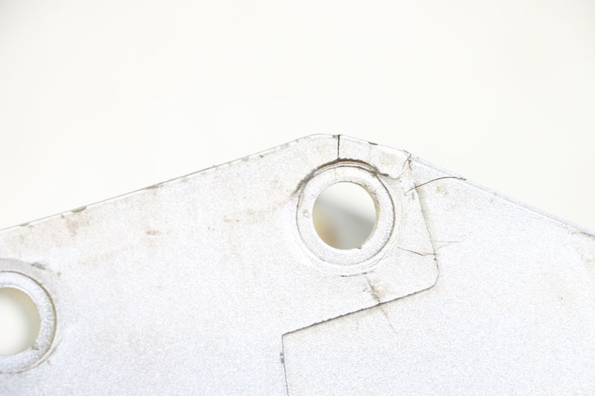 photo de Parafango anteriore HYOSUNG GF 125 (2001 - 2005) - Primo piano tecnico