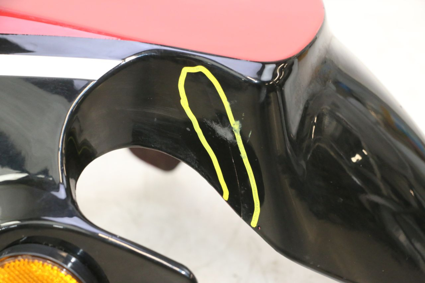 photo de PARAFANGO ANTERIORE VASTRO GP 2T 50 (2013 - 2017) - Marcature e riferimenti originali