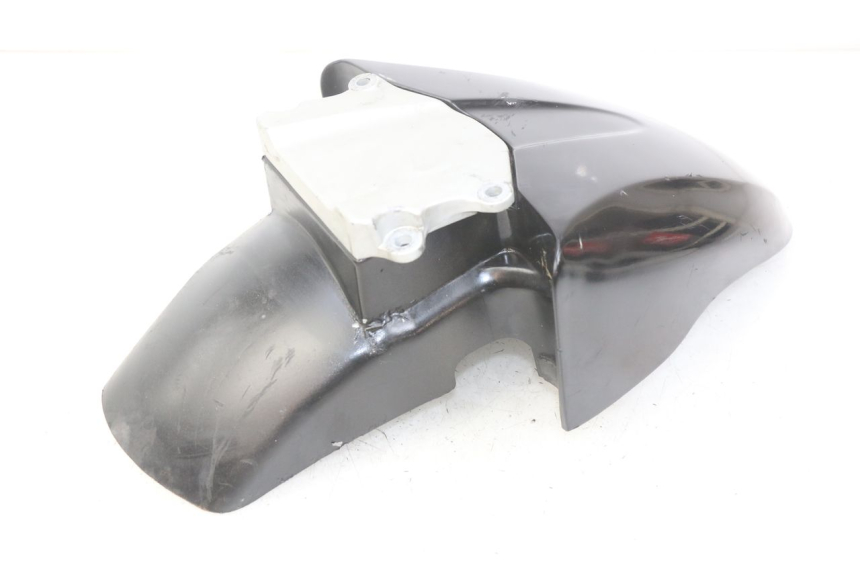 photo de PARAFANGO ANTERIORE SUZUKI GSX-F GSX  F 1100 (1988 - 1994) - Primo piano tecnico