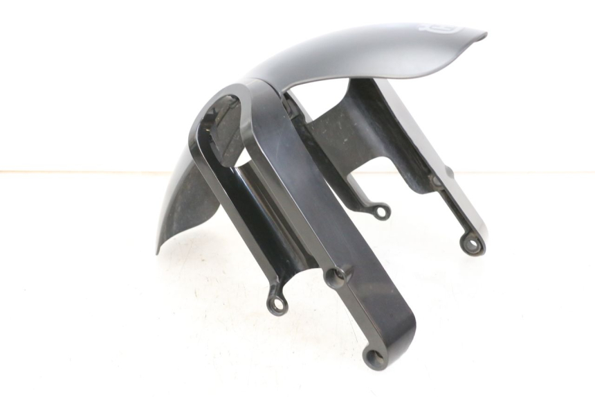 photo de PARAFANGO ANTERIORE HUSQVARNA SVARTPILEN 401 (2018 - 2023) - Primo piano tecnico