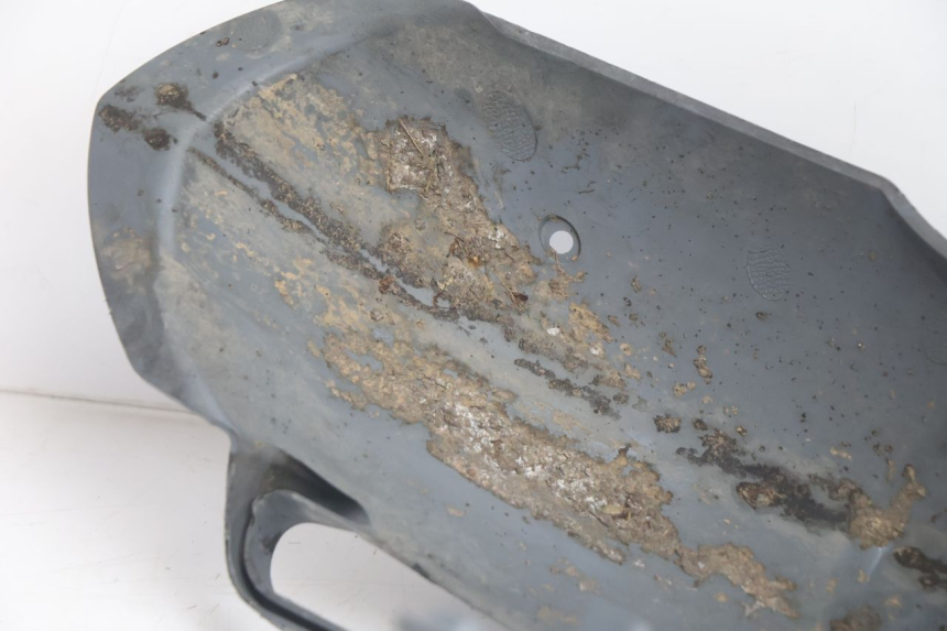 photo de PARAFANGO ANTERIORE PEUGEOT LUDIX ONE 50 (2004 - 2013) - Stato della superficie e materiale