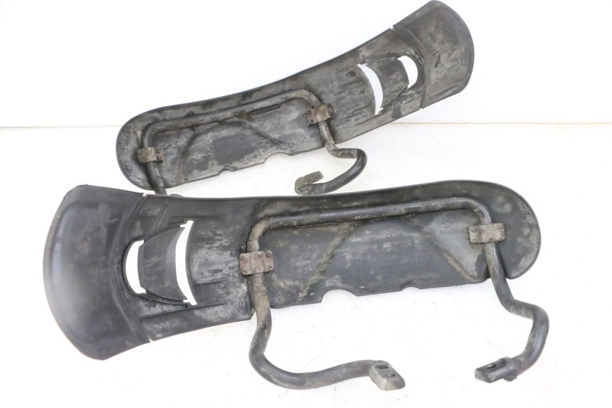 photo de PARAFANGO ANTERIORE PIAGGIO MP3 LT 300 (2010 - 2016) - Altra angolazione