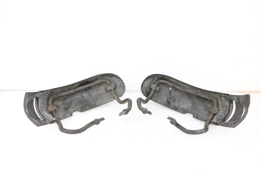 photo de PARAFANGO ANTERIORE PIAGGIO MP3 LT 300 (2010 - 2016) - Primo piano tecnico