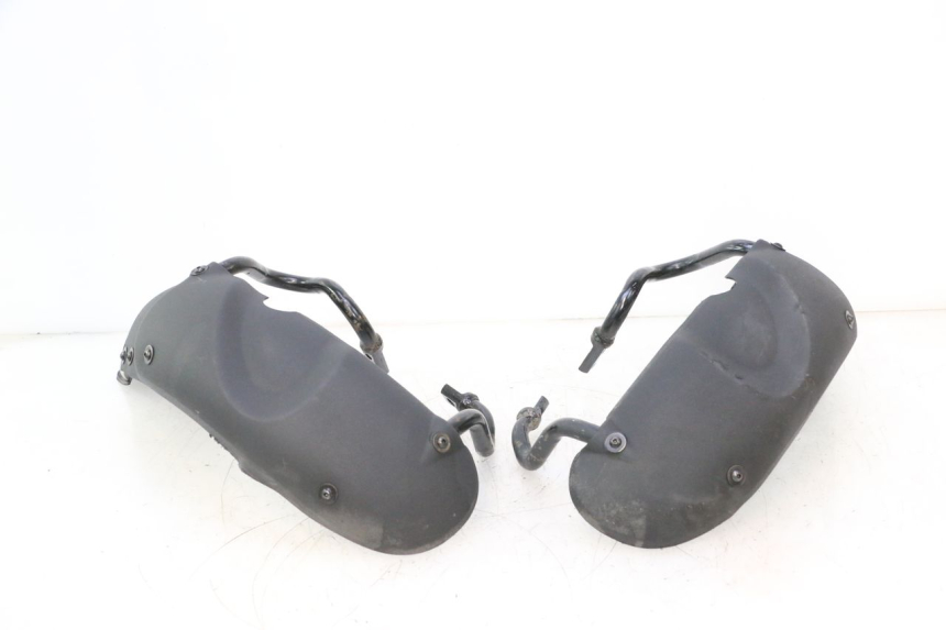 photo de PARAFANGO ANTERIORE PIAGGIO MP3 LT 300 (2010 - 2016) - Vista principale