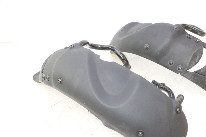 photo de PARAFANGO ANTERIORE PIAGGIO MP3 LT 300 (2010 - 2016) - Altra vista dell'articolo