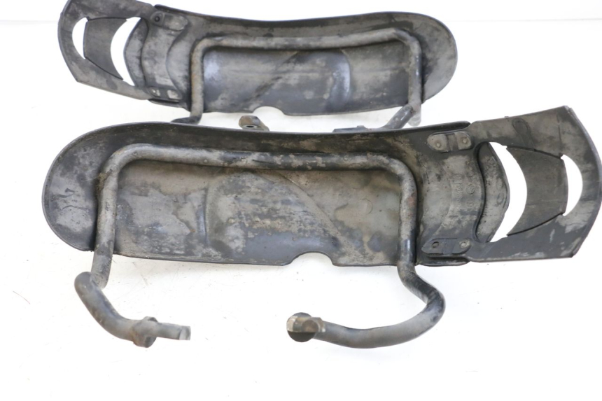 photo de PARAFANGO ANTERIORE PIAGGIO MP3 125 (2006 - 2014) - Primo piano tecnico